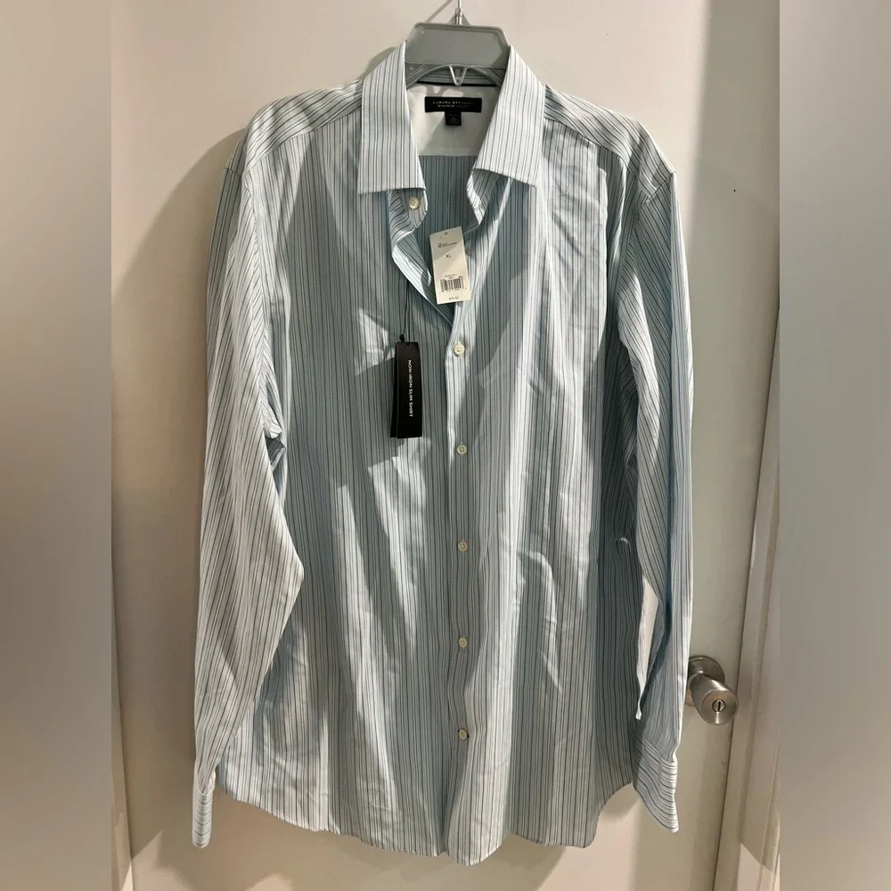 Banana Republic Men's Non Iron Slim Fit Shirt, size XL, new!